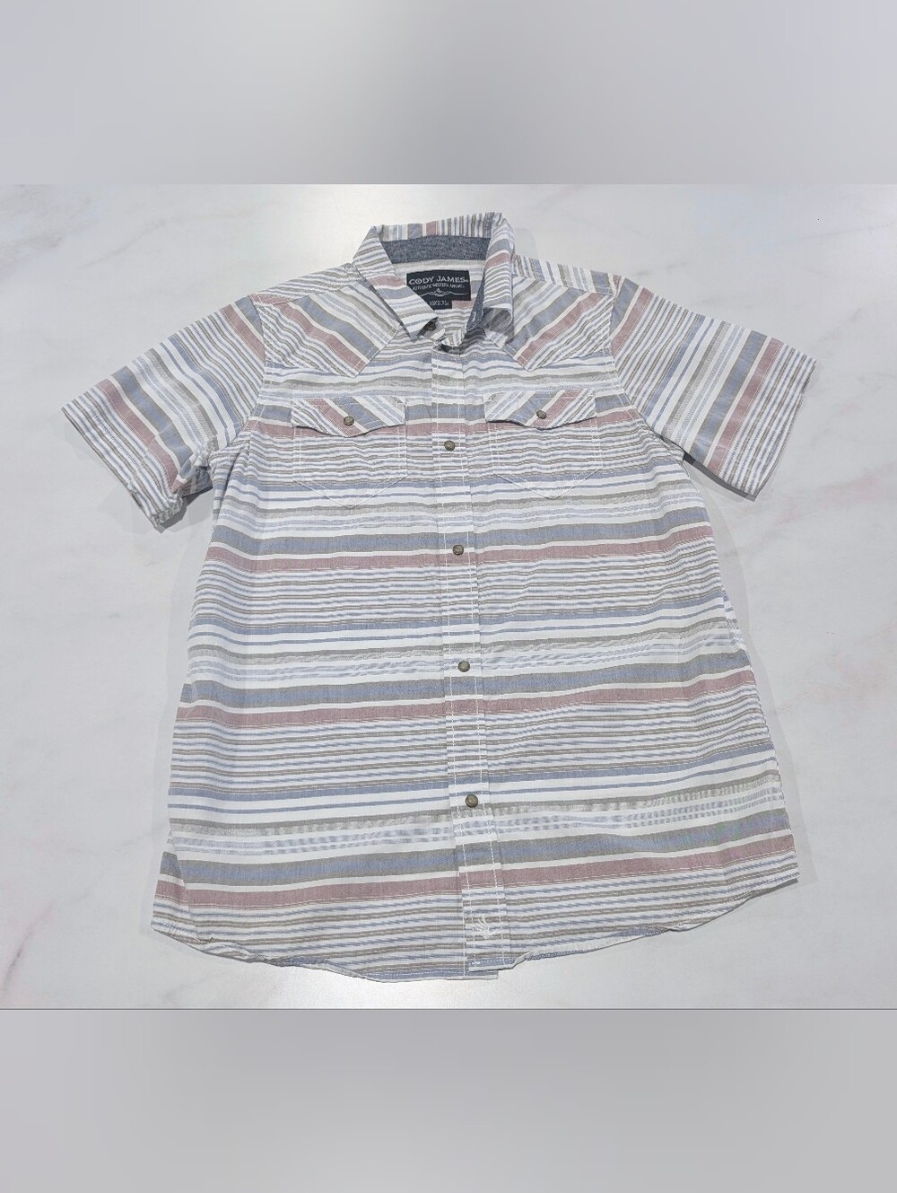 Cody James Multistripe Short Sleeve Button Shirt in White, Gray & Dusty Pink